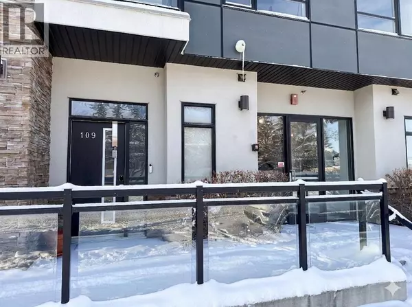 Calgary, AB T3C1E6,109, 15 Rosscarrock Gate SW