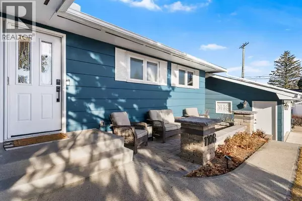 Calgary, AB T2J2S8,1108 Lake Sundance Crescent SE