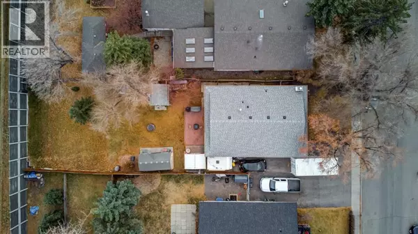 Calgary, AB T2W1W7,628 Cantrell Drive SW