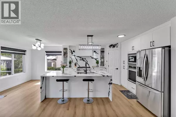 Chestermere, AB T1X1G8,135 West Lakeview Passage