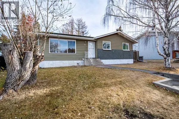 93 Westview Drive, Sylvan Lake, AB T4S1H8