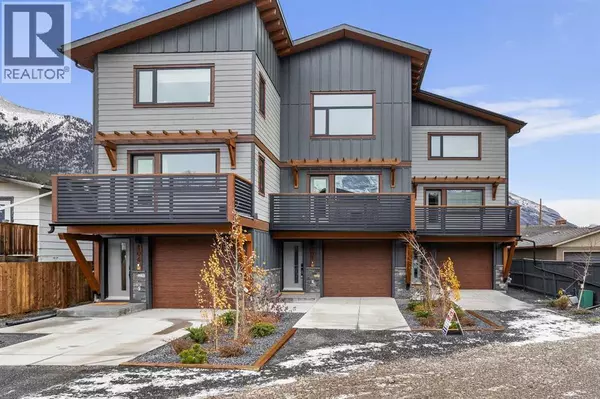 105, 1413 Mountain Avenue, Canmore, AB T1W1M3