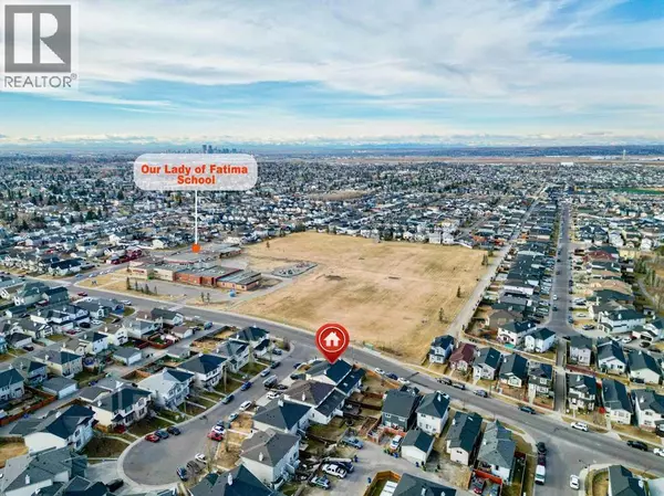 Calgary, AB T3J5H1,14 Taralea Bay NE