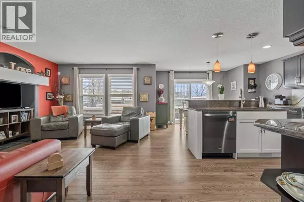 715 Copperpond Circle SE, Calgary, AB T2Z0R5