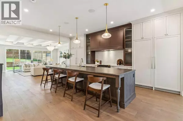 Calgary, AB T2N1E1,3708 8 Avenue NW