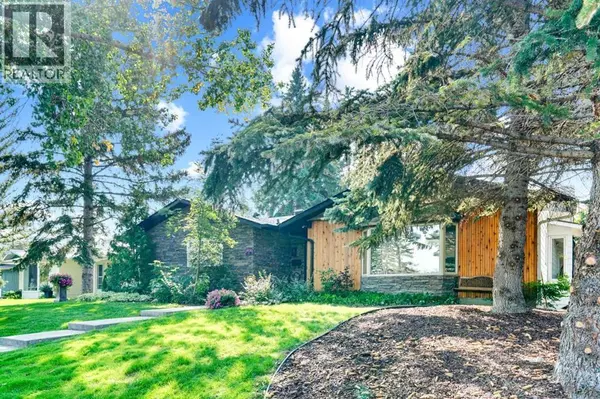 Calgary, AB T2J2H1,3 Mapleglade Close SE