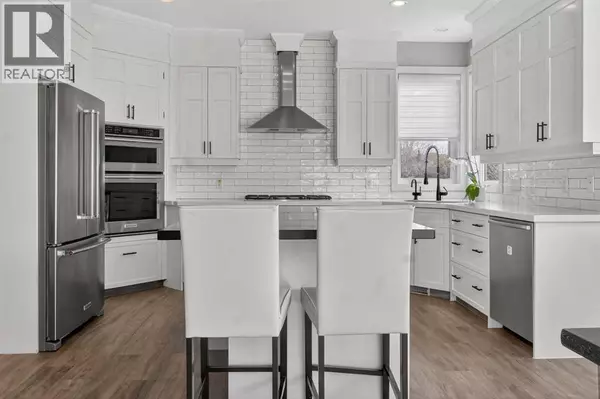 Calgary, AB T2Y5B2,257 Evergreen Plaza SW