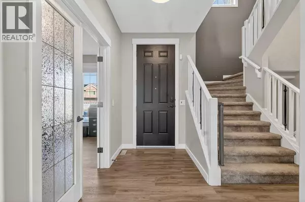 Calgary, AB T2Y5B2,257 Evergreen Plaza SW