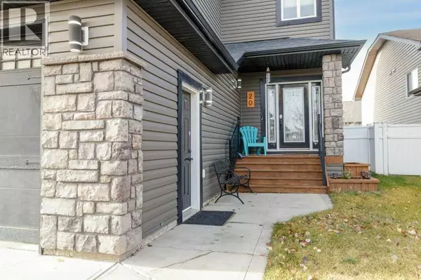 Red Deer, AB T4P0C9,20 Oakfield Close