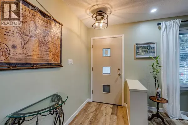 Calgary, AB T2E6B7,2015 Milne Drive NE