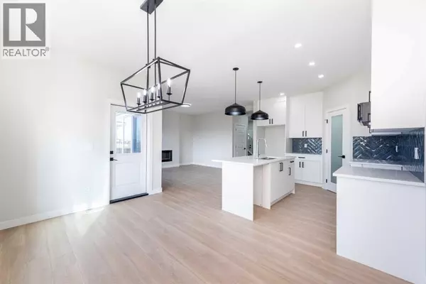 Chestermere, AB T1X2Z6,35 Waterford Street