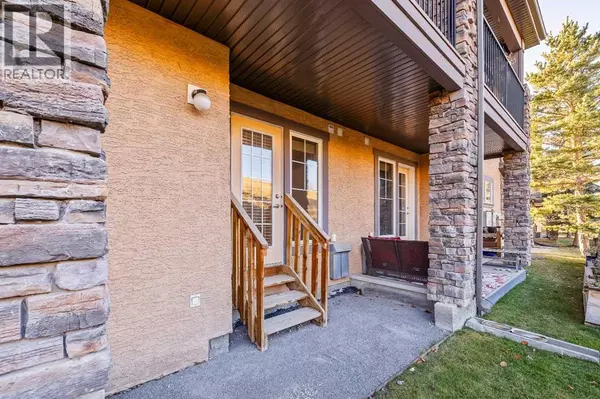 Calgary, AB T3H5X2,402, 10 Discovery Ridge Hill SW