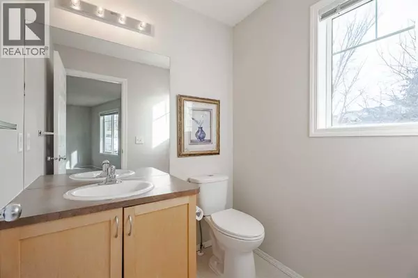 Calgary, AB T3K6K3,122 Panamount Drive NW