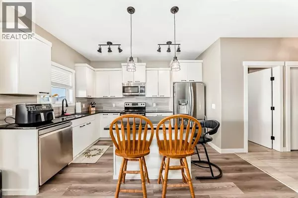 Calgary, AB T3N0M9,536 Redstone View NE