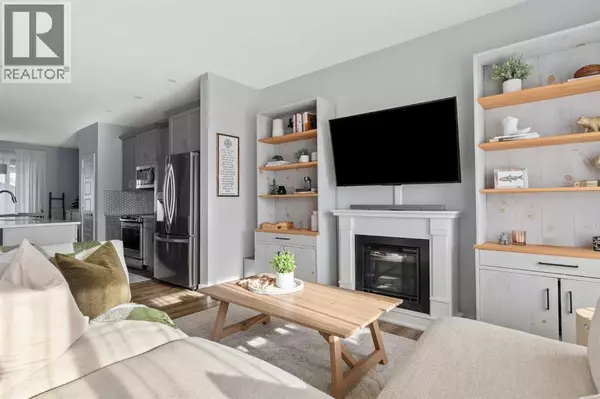 Chestermere, AB T1X1Z5,837 West Lakeview Drive