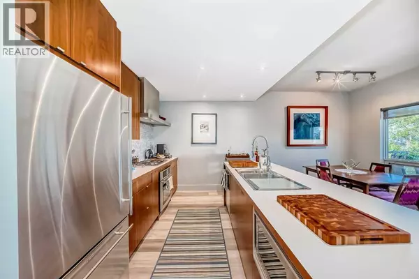 Calgary, AB T2T4M4,201, 2124 17 Street