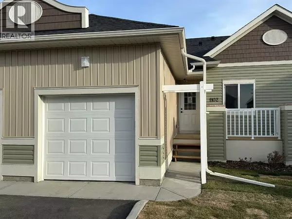 Carstairs, AB T0M0N0,1102 Clover Close