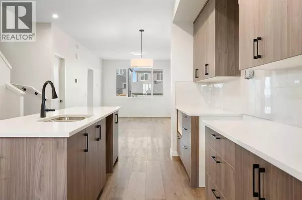 Calgary, AB T3R2J7,49 Annette Landing NW