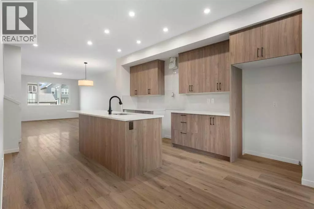 Calgary, AB T3R2J7,49 Annette Landing NW