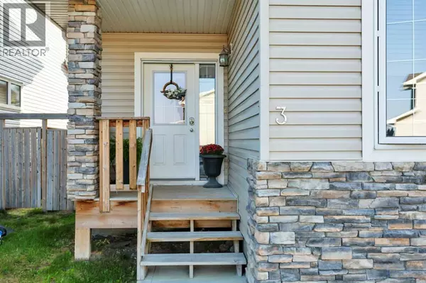 Sylvan Lake, AB T4S0K4,3 Ross Close