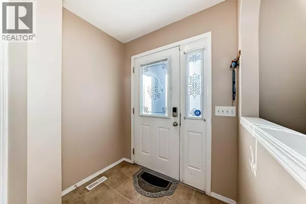 Calgary, AB T3J0J6,79 Saddlebrook Common NE