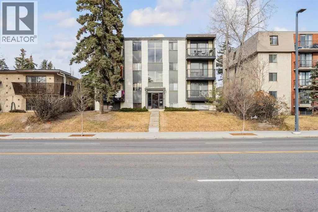 Calgary, AB T3E0A7,301, 2734 17 Avenue SW