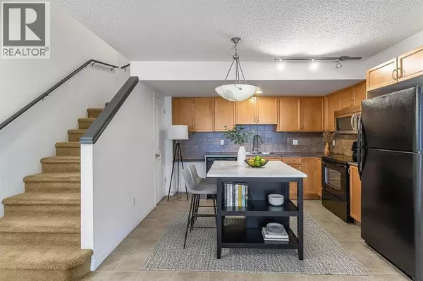 Calgary, AB T2Z0C5,16, 21 Mckenzie Towne Gate SE