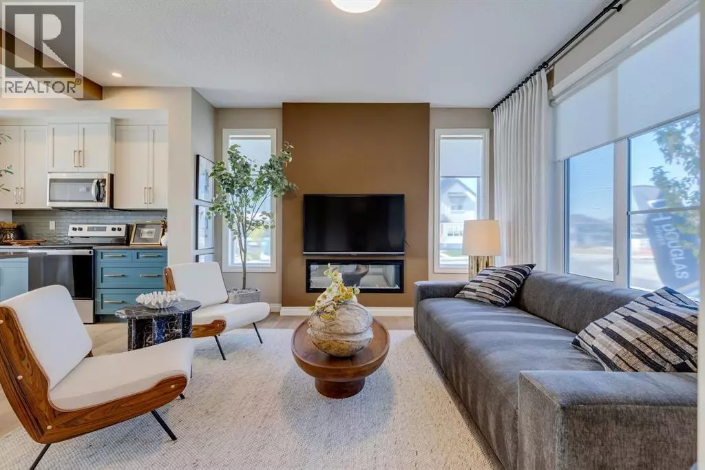 Calgary, AB T3S0A7,25 Sora Gate SE