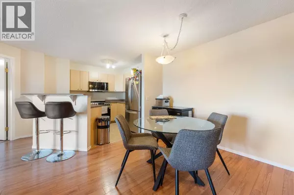 Okotoks, AB T1S1B1,1406, 12 cimarron Common