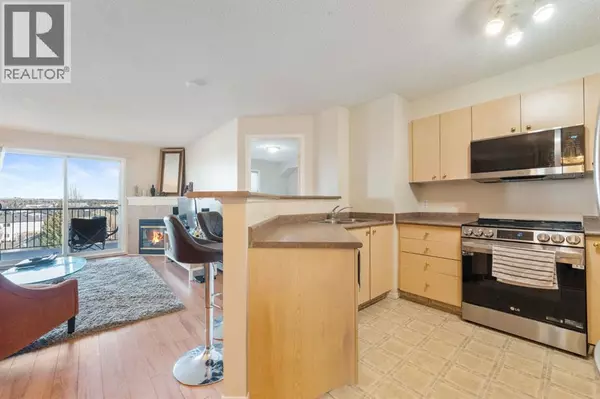 Okotoks, AB T1S1B1,1406, 12 cimarron Common