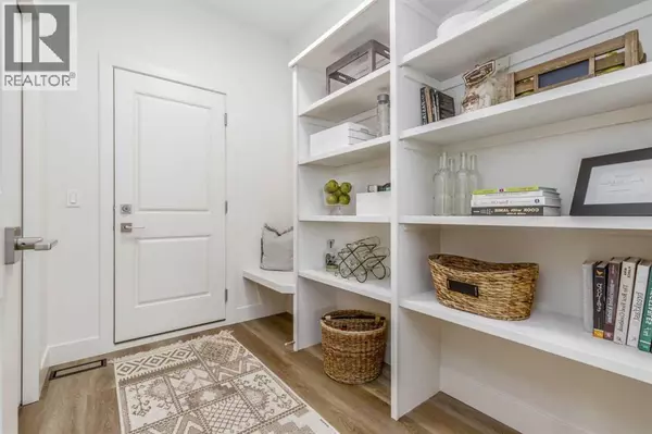 Cochrane, AB T4C2W9,546 Rivercrest View