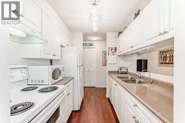 Calgary, AB T2A7X8,2314, 6224 17 Avenue SE