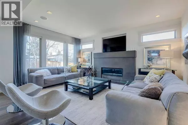 Calgary, AB T3C1H5,1441 23 Street SW