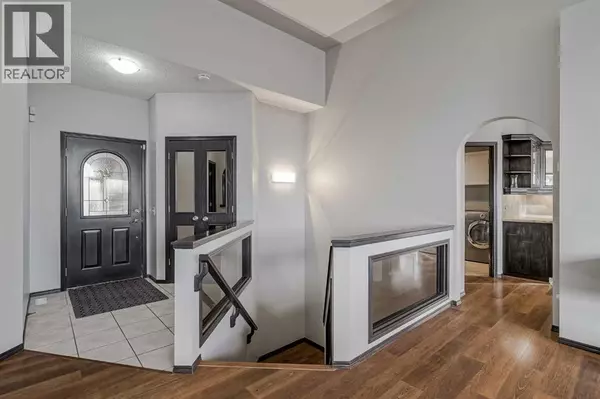 Calgary, AB T2Z2P1,60 Mckenzie Lake Crescent SE