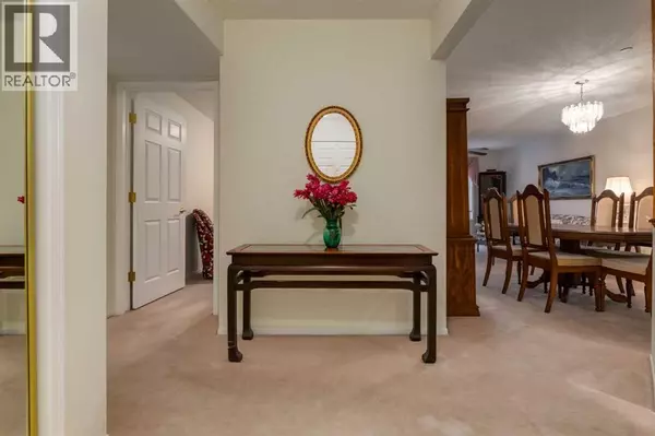 Calgary, AB T3H3N7,3204, 3204 Sienna Park Green SW