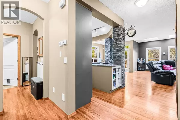 Calgary, AB T2X3K9,18352 Chaparral Street SE