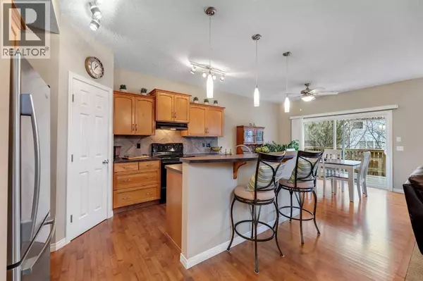 Calgary, AB T2Z4L3,136 Copperfield Close SE