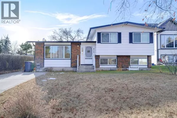 4729 54 Avenue, Rimbey, AB T0C2J0