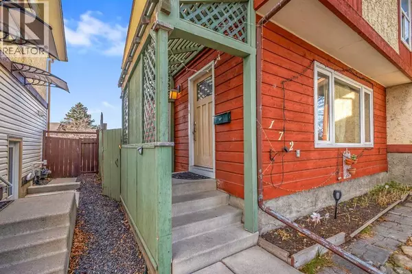 172 Templehill Drive NE, Calgary, AB T1Y4M2