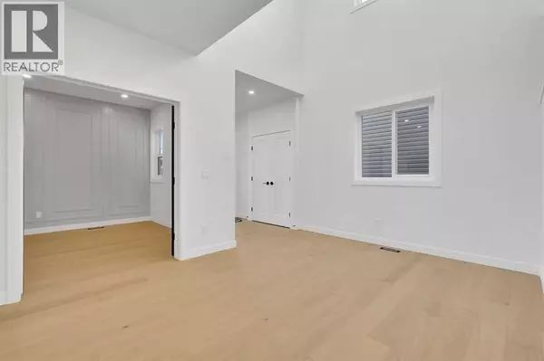 Cochrane, AB T4C2W9,566 Rivercrest View