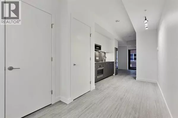 Calgary, AB T2P1R8,810, 730 2 Avenue SW