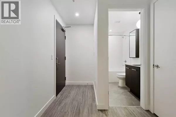 Calgary, AB T2P1R8,810, 730 2 Avenue SW