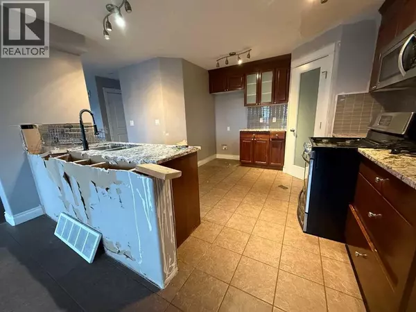 Fort Mcmurray, AB T9K0N4,209 Walnut Crescent