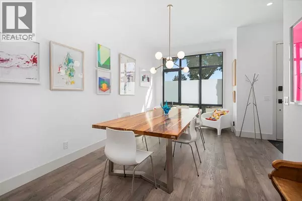 Calgary, AB T3E1K3,2126B 52 Avenue SW