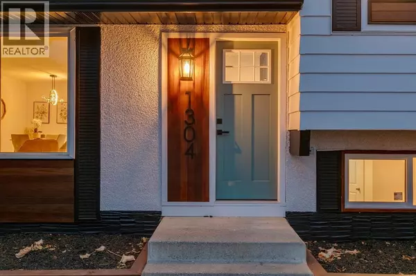 Calgary, AB T2J4C8,1304 Lake Sylvan Drive SE