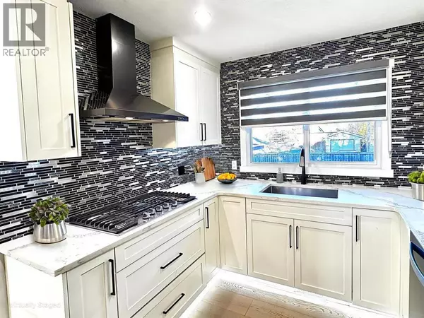 10304 Elbow Drive SW, Calgary, AB T2W1G1