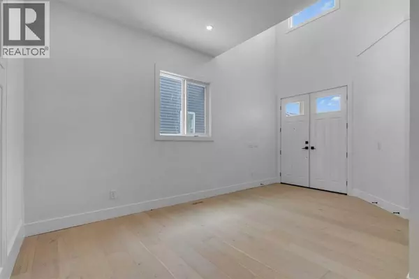 Chestermere, AB T1X2S7,223 Kinniburgh Loop