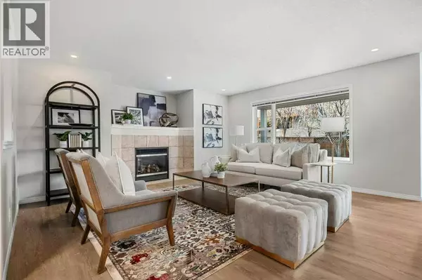 Calgary, AB T3K5L8,48 Panamount Crescent NW