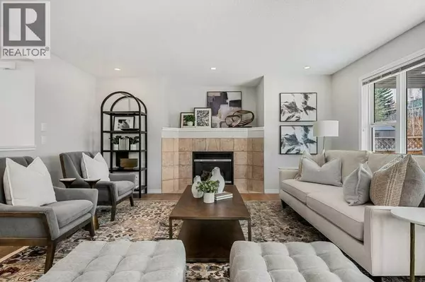 Calgary, AB T3K5L8,48 Panamount Crescent NW