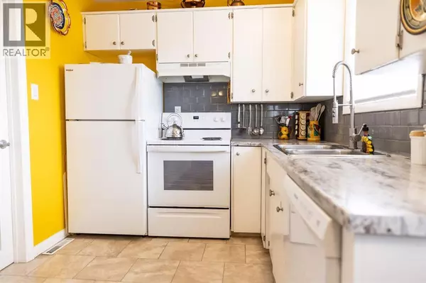 Red Deer, AB T4N4Z4,40 Fern Road